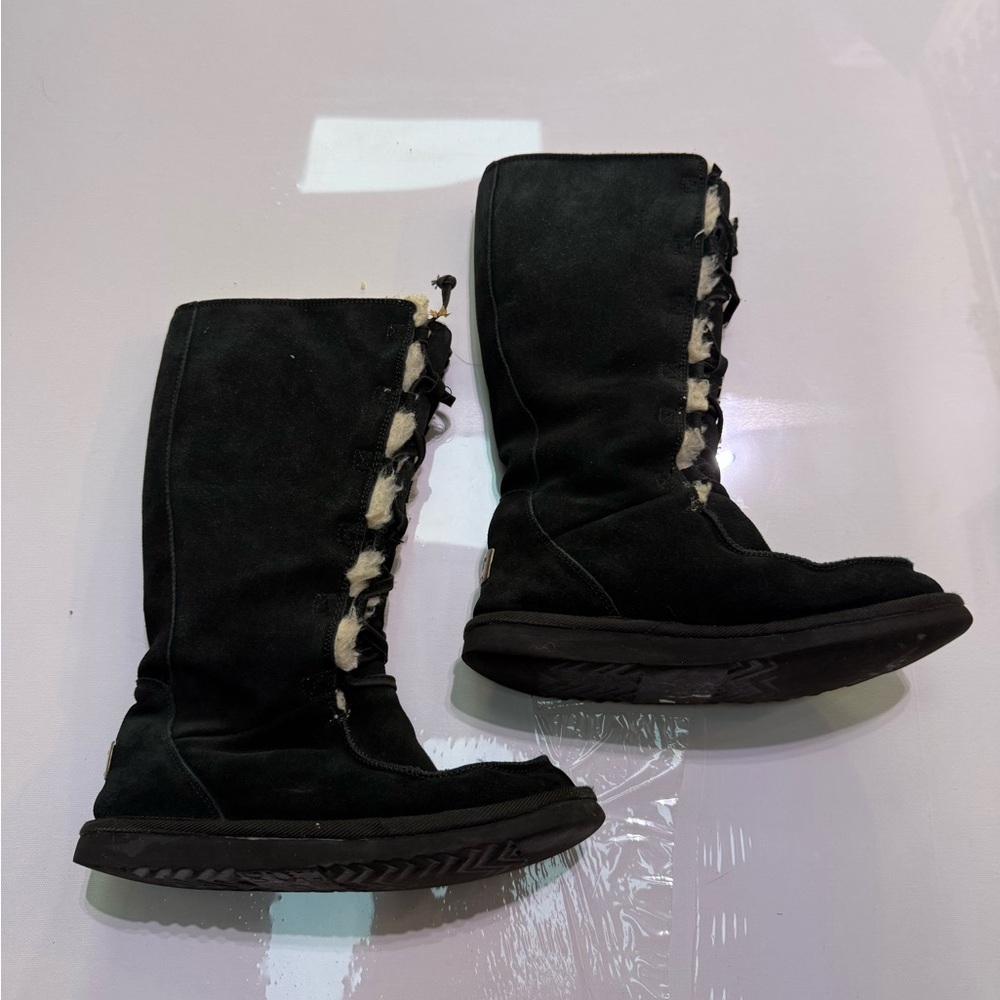 UGG Australia Black Suede Tall Lace Up Boots - Sheepskin Fur Lined - Size W7